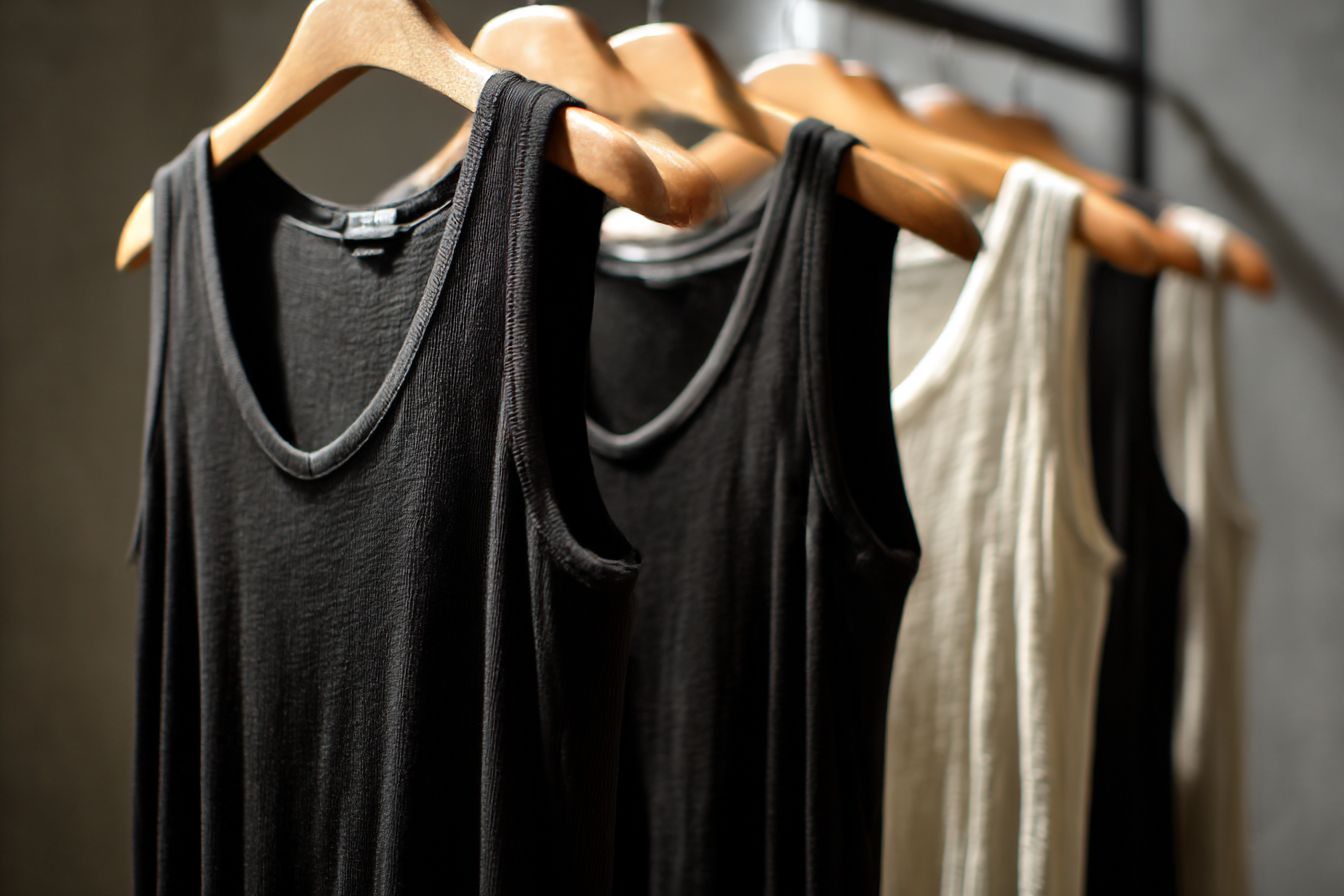 Basic_Vests_Under_30_The_Invisible_Skeleton_of_Good_Dressing._fc32f720-1c53-469b-b37b-c00e082a5b9d_0