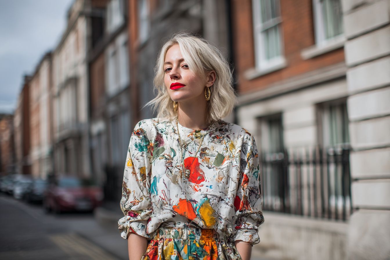 Brunch_Tops_Under_30_Polished_but_Relaxed.womens_fashion_arty_32a45841-be11-4262-acba-5148cc64a8c1_0