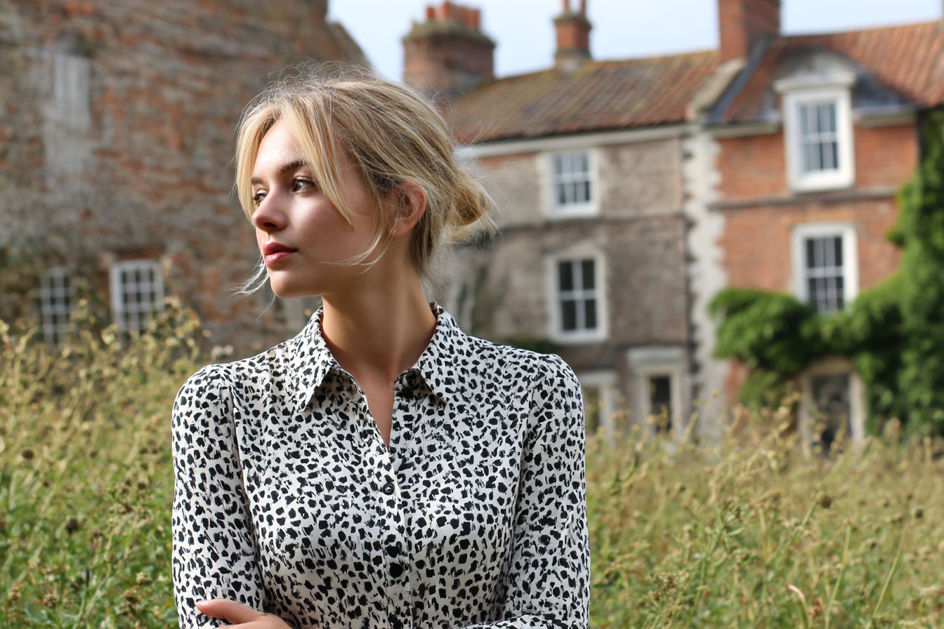 Button_Up_Blouses_Under_30_Beyond_the_Office.womens_fashion_a_c07d22d2-70a6-4d78-9107-8d7653ce7dd8_1