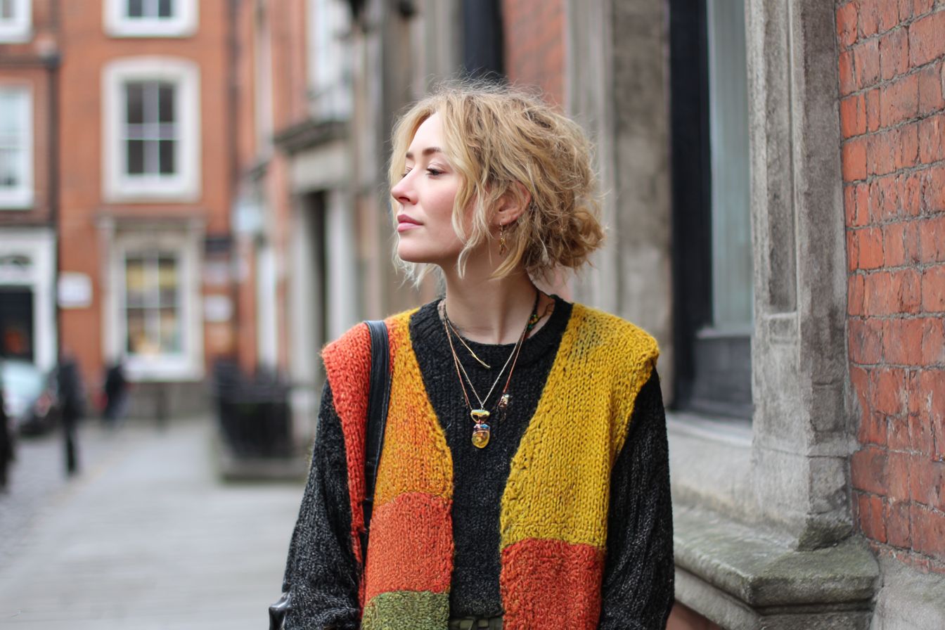 Knitted_Vests_Under_30_Layering_That_Actually_Works.womens_fa_ee8b4670-8159-4929-9e31-fcd692b19e85_1